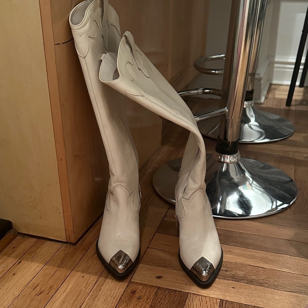 Dolce Vita White Western Cowboy Boots